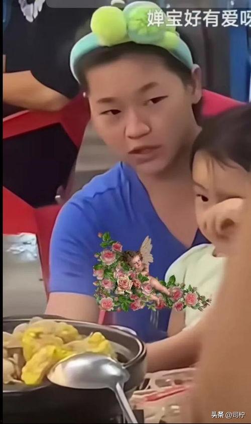 娱乐吃瓜酱带娃,趣味育儿生活大揭秘