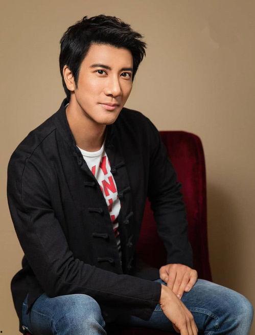 娱乐圈吃瓜王力宏是谁啊,他是如何成为娱乐圈焦点人物的？