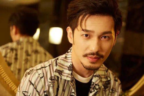 娱乐圈吃瓜合集博君一肖,娱乐圈的甜蜜瓜田，甜蜜蜜的瓜事盘点